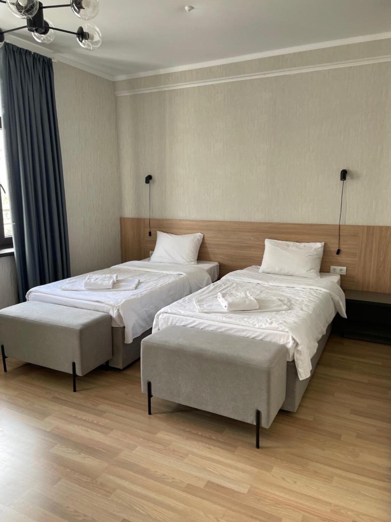 Issyk Ata Retreat Hotell Gorno-Serafimovka Exteriör bild